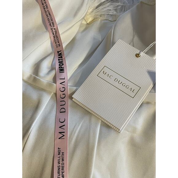 Mac Duggal Size 2 NEW Style 68146 White Strapless Jumpsuit Feather Trim Dressy - Picture 9 of 10